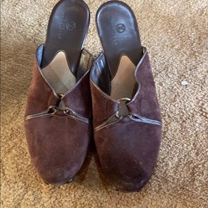 Cole Hahn brown suede clogs